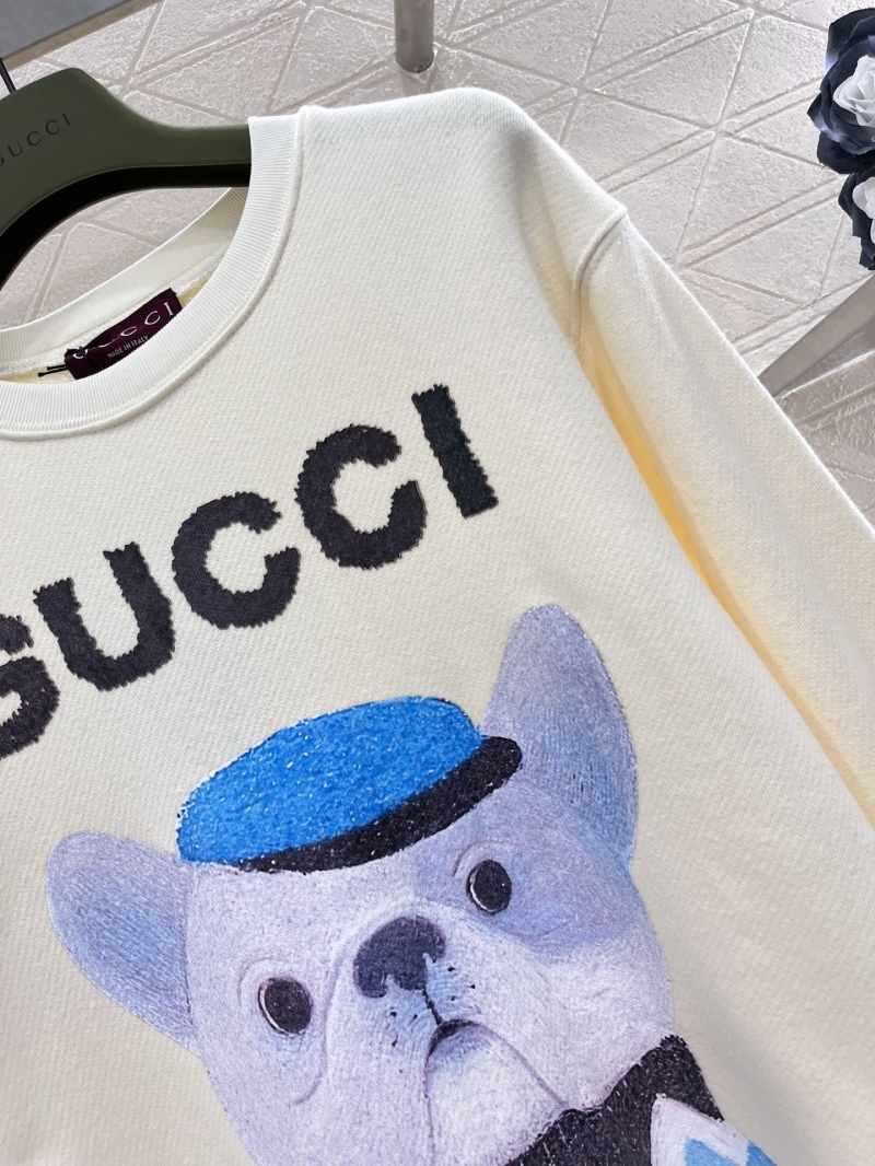 Gucci Sweaters